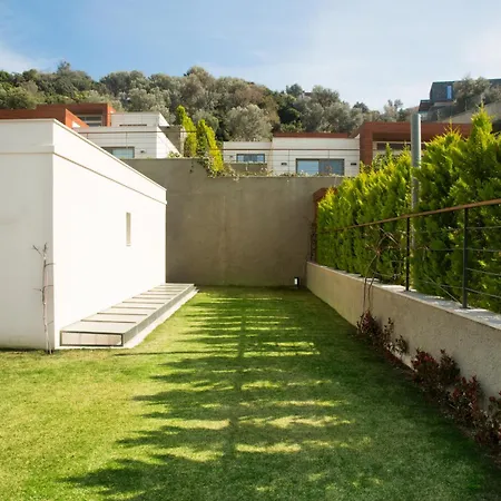 Park By Important Group Travel