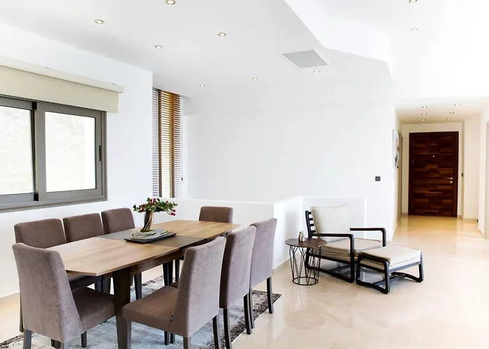 Park By Important Group Travel *